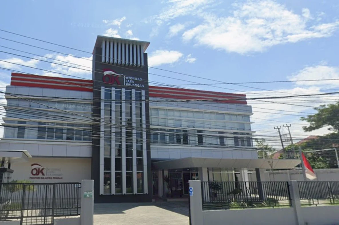 ojk sulteng 2025 siapkan program galeri investasi pasar modal 1734010696