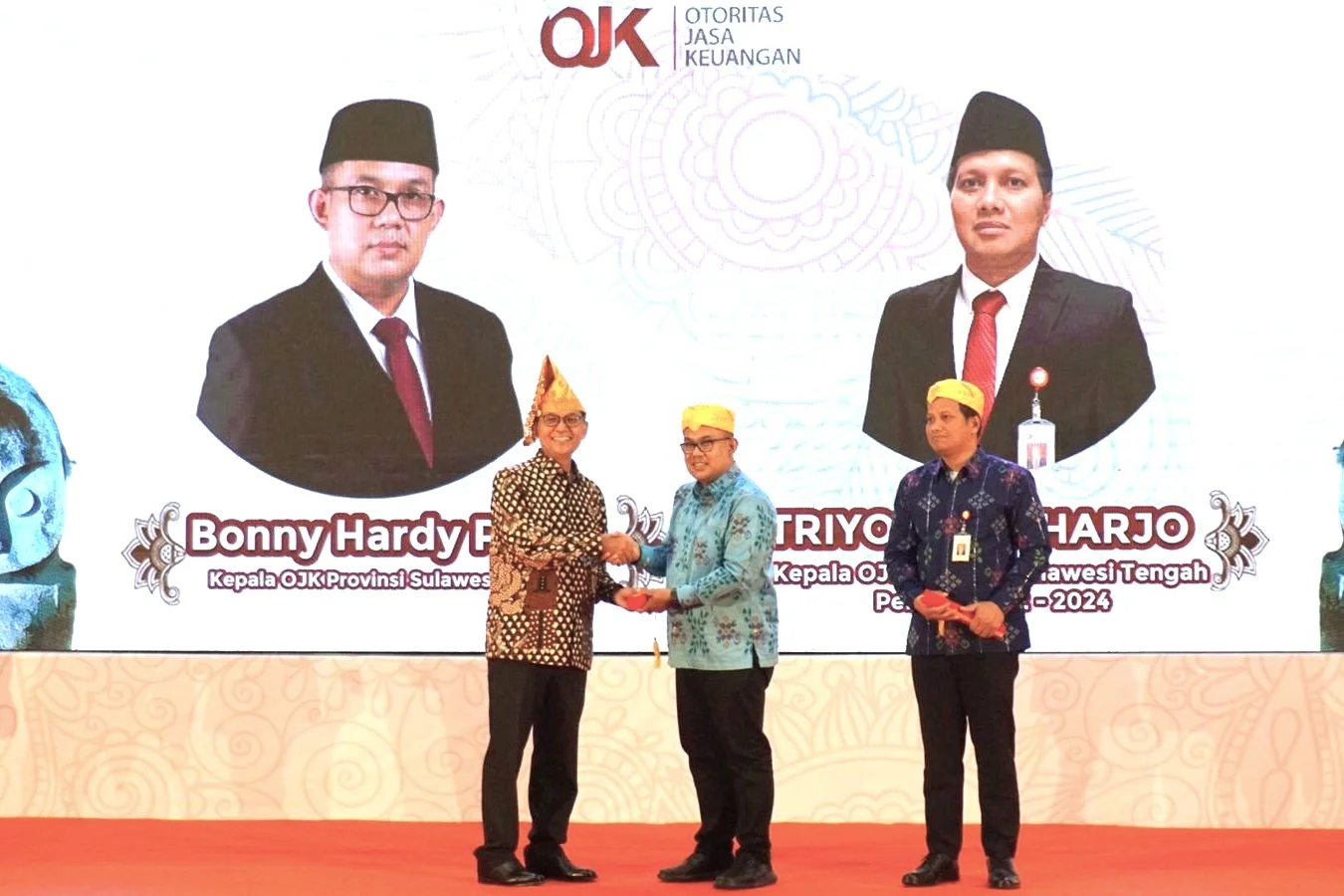 pengukuhan kepala ojk sulteng dewan komisioner tekankan implementasi uu p2sk 1734462634