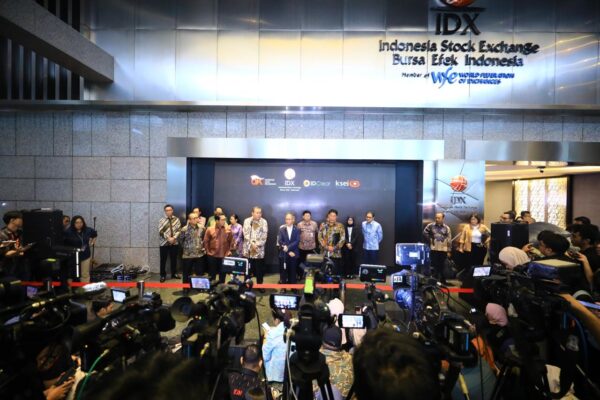 OJK Komitmen Perkuat Transparansi dan Integritas Pasar Modal Indonesia KONEQ