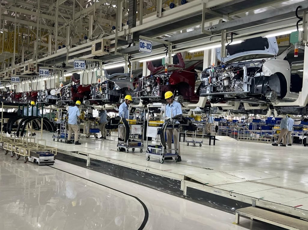 Penjualan Mobil 2025 Turun 72 Persen Target 2026 Belum Ditetapkan koneq