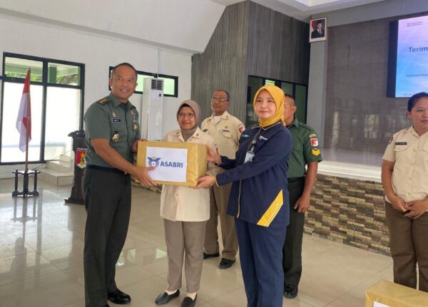 Kodam XXIIIPalaka Wira Bersama PT ASABRI Sosialisasikan Asuransi ke Prajurit dan PNS TNI AD Pendam Koneq