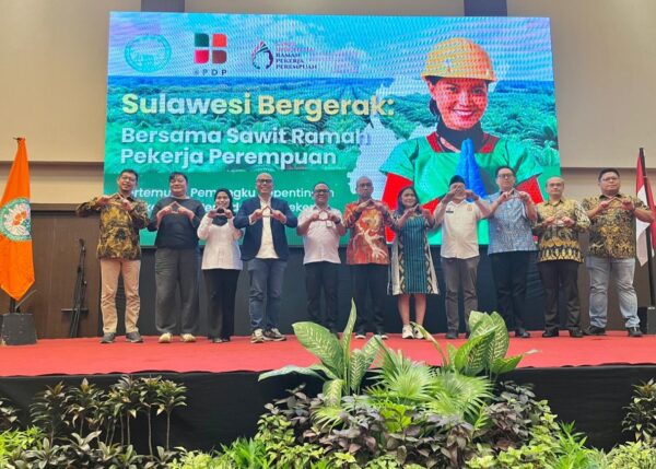 Pengusaha Kelapa Sawit Sulawesi Pastikan Perlindungan Pekerja Perempuan Retno Koneq