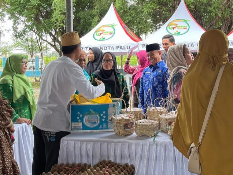 Pemkot Palu Gelar Pasar Tani GPM Sekda Kegiatan Strategis Pengendalian Inflasi Koneq Media Integra Retno