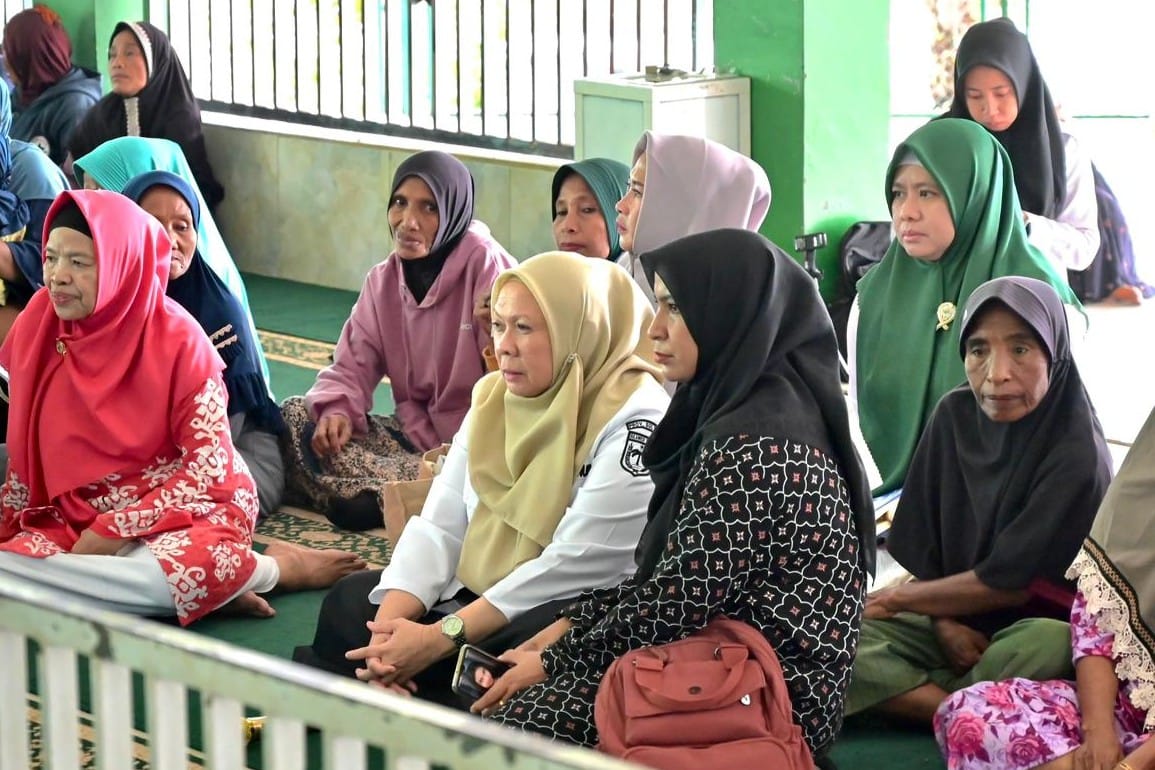 Wagub Sulteng Reny Lamadjido Hadiri Tebar Harapan Ramadan BAZNAS Salurkan 439 Paket Sembako Koneq Media Integra Agung Ramadhan