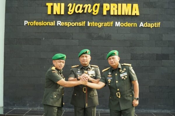 Pangdam XXIIIPalaka Wira Pimpin Sertijab Danrem 132Tadulako Koneq Media Integra