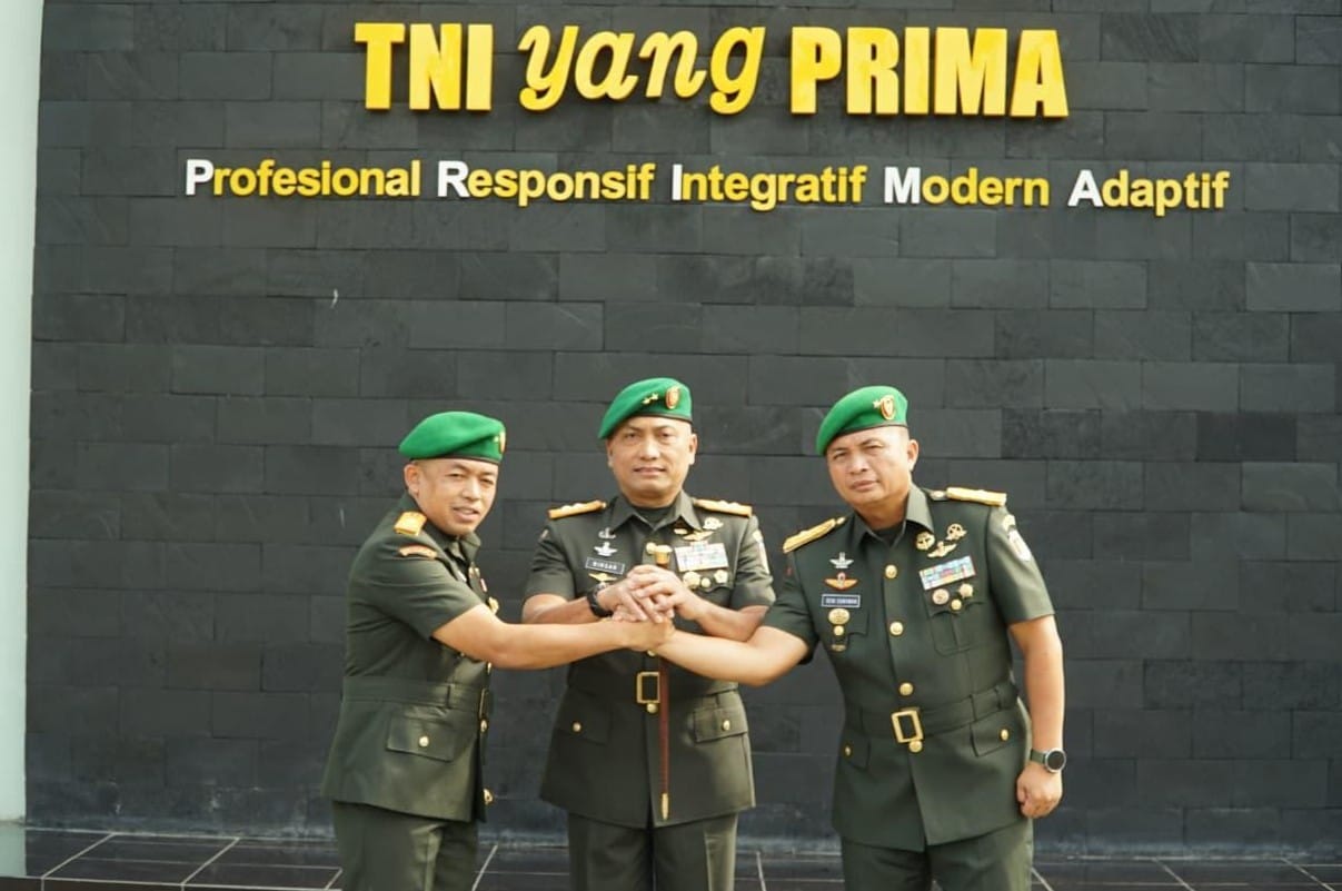 Pangdam XXIIIPalaka Wira Pimpin Sertijab Danrem 132Tadulako Koneq Media Integra